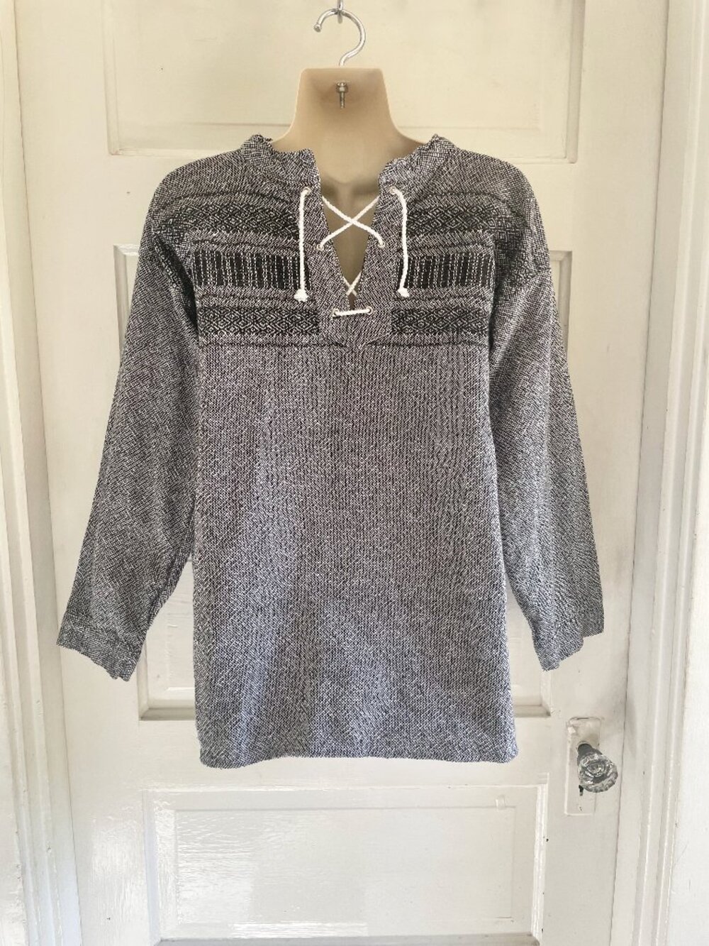 Men's Black & White Cozy Rustic Lace-Up Top Surfer Hippie M